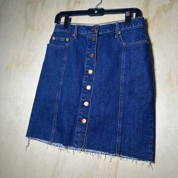 GAP Women’s Blue Denim A-Line Skirt with Button Detail Size 27 Petite - Picture 3 of 11